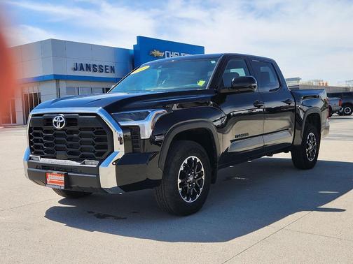 Midnight Black Metallic 2025 Toyota Tundra SR5