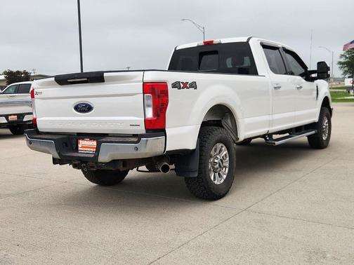 2017 Ford F-350 Lariat