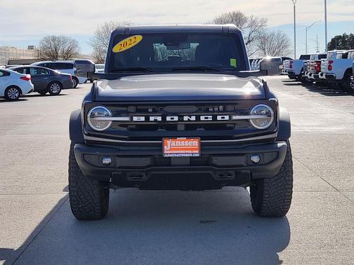 2023 Ford Bronco Outer Banks