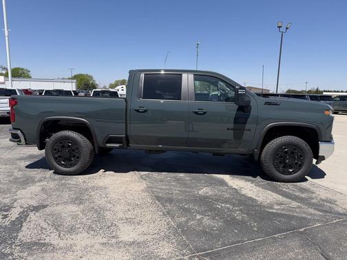 Cypress Gray 2026 Chevrolet Silverado 2500 LT