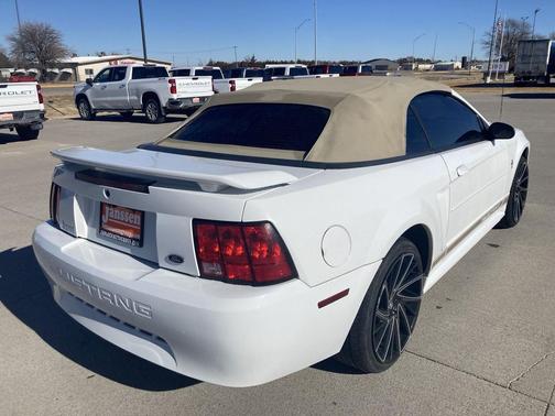 2002 Ford Mustang Base