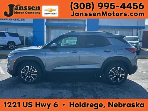 Sterling Gray Metallic 2025 Chevrolet Trailblazer LT