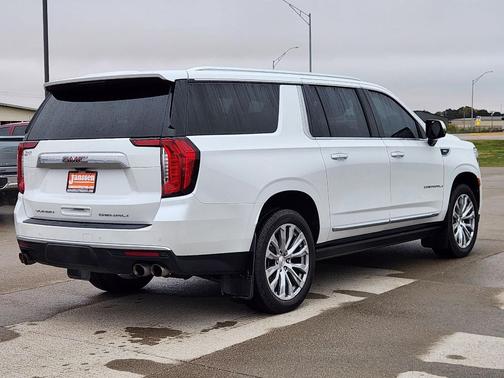 2022 GMC Yukon XL Denali