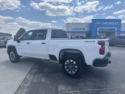 2023 Chevrolet Silverado 2500 Custom