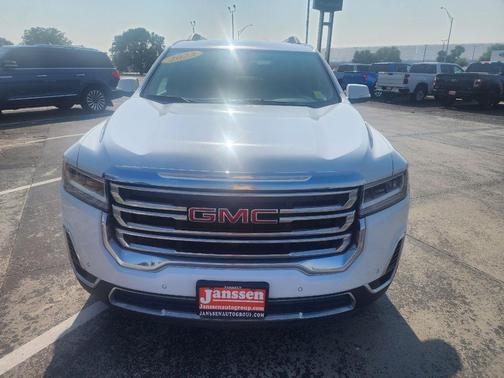 2023 GMC Acadia AWD SLT
