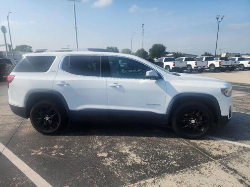 2023 GMC Acadia AWD SLT