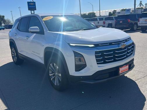 Summit White 2025 Chevrolet Equinox 1LT