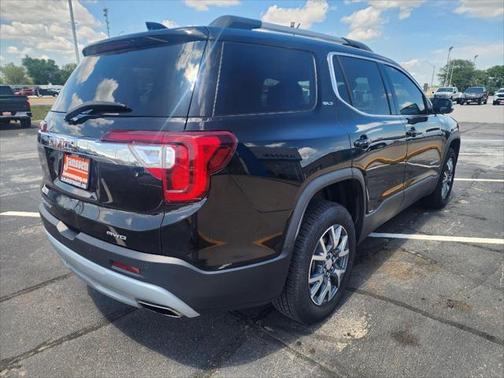 2023 GMC Acadia AWD SLT