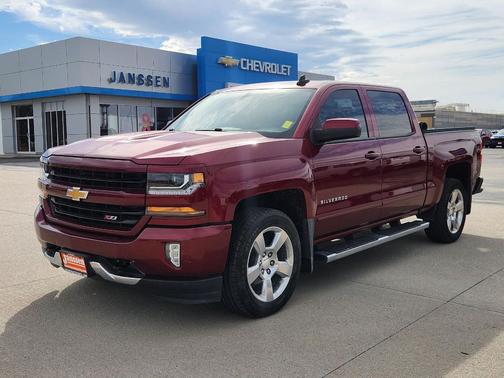 2017 Chevrolet Silverado 1500 2LT