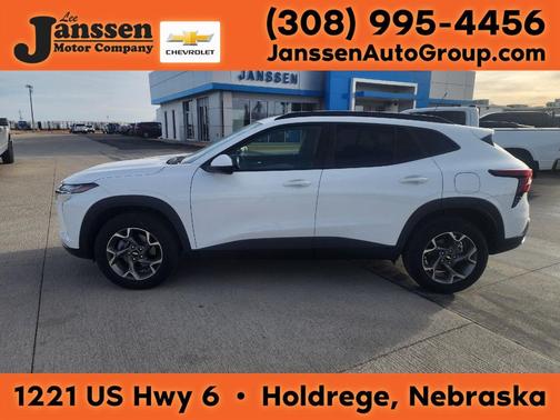 2025 Chevrolet Trax LT