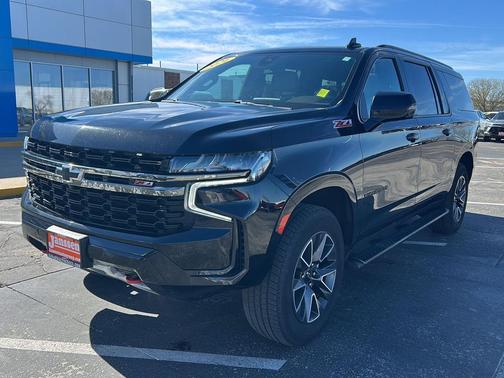 Black 2021 Chevrolet Suburban 4WD Z71