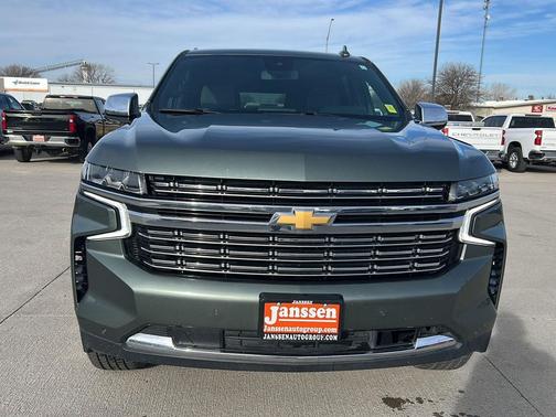 2023 Chevrolet Suburban Premier