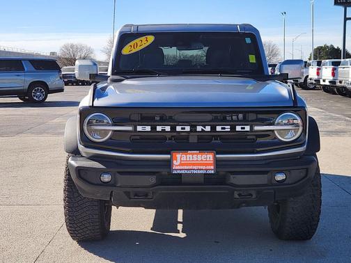 2023 Ford Bronco Outer Banks