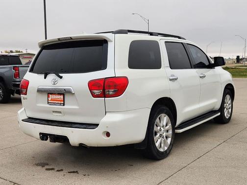 2011 Toyota Sequoia Platinum
