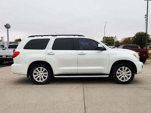 2011 Toyota Sequoia Platinum