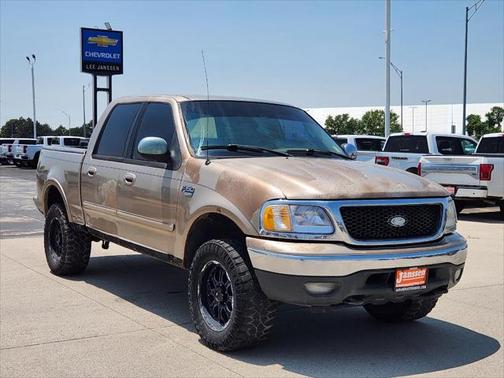 2002 Ford F-150 XLT SuperCrew