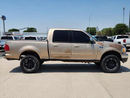 2002 Ford F-150 XLT SuperCrew