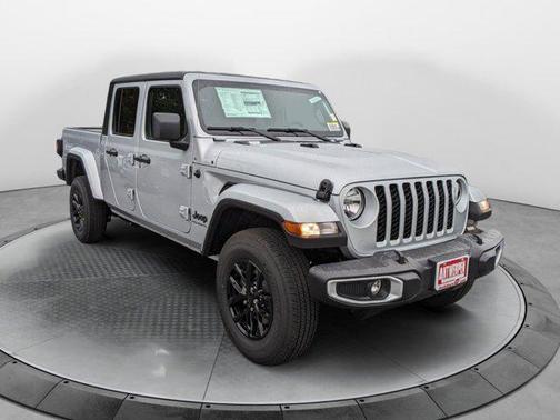 2023 Jeep Gladiator Sport S