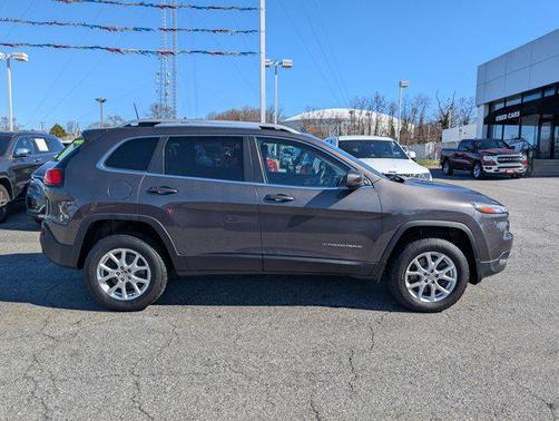 2018 Jeep Cherokee Latitude Plus