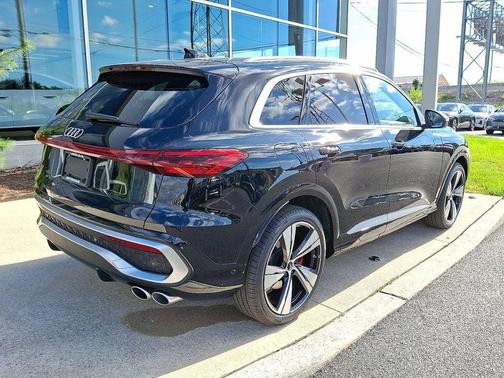 2025 Audi SQ5 3.0T Premium Plus