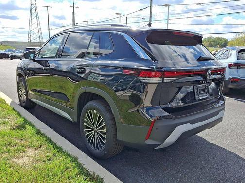 2025 Volkswagen Tiguan 2.0T S 4MOTION