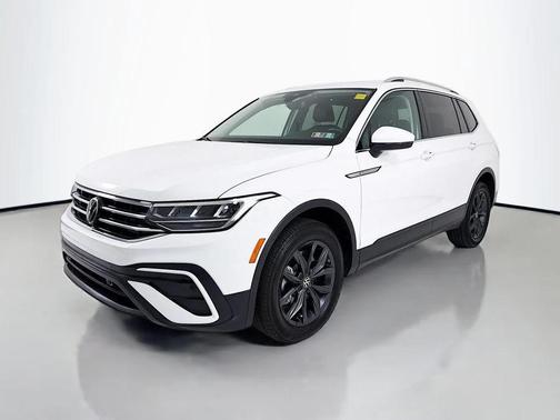 Pure White 2024 Volkswagen Tiguan 2.0T Wolfsburg Edition