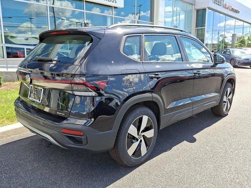 2025 Volkswagen Taos 1.5T S