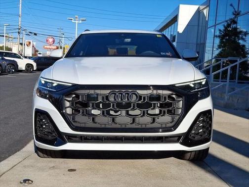 2025 Audi Q8 55 Premium Plus