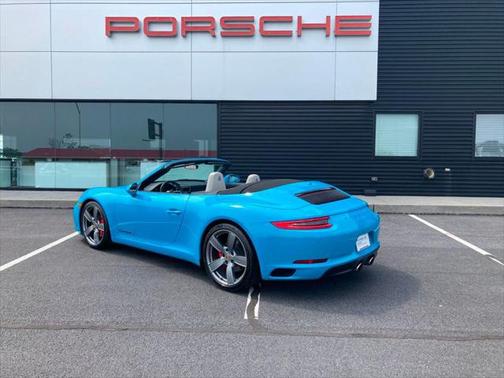 2018 Porsche 911 Carrera S
