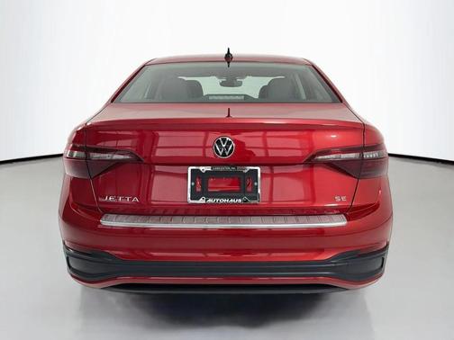 Kings Red Metallic 2023 Volkswagen Jetta 1.5T SE