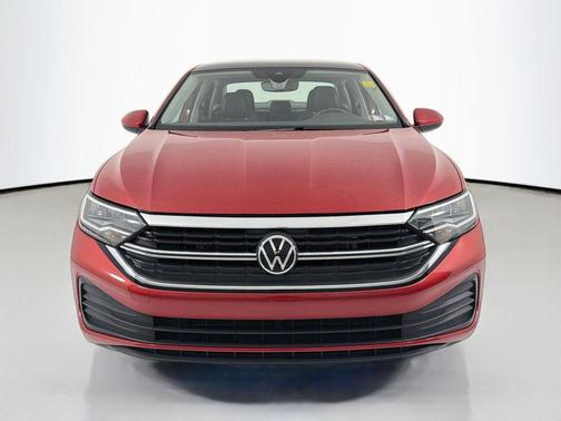 Kings Red Metallic 2023 Volkswagen Jetta 1.5T SE