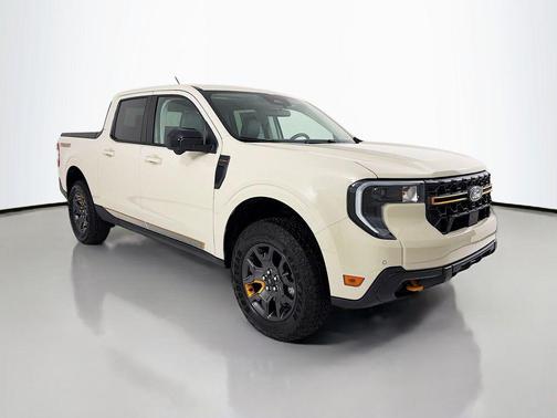 Desert Sand 2025 Ford Maverick Tremor