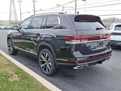 2026 Volkswagen Atlas 2.0T SEL Premium R-Line 4MOTION