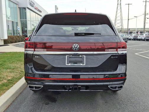 2026 Volkswagen Atlas 2.0T SEL Premium R-Line 4MOTION