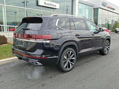 2026 Volkswagen Atlas 2.0T SEL Premium R-Line 4MOTION