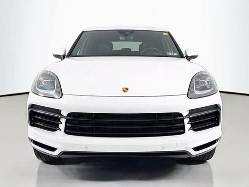 White 2019 Porsche Cayenne Cayenne E-Hybrid