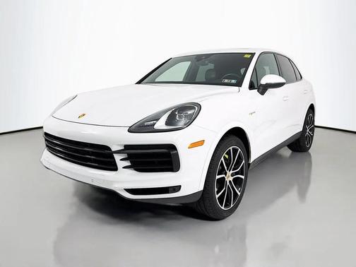 White 2019 Porsche Cayenne Cayenne E-Hybrid