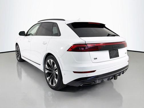 2026 Audi Q8 55 Premium Plus