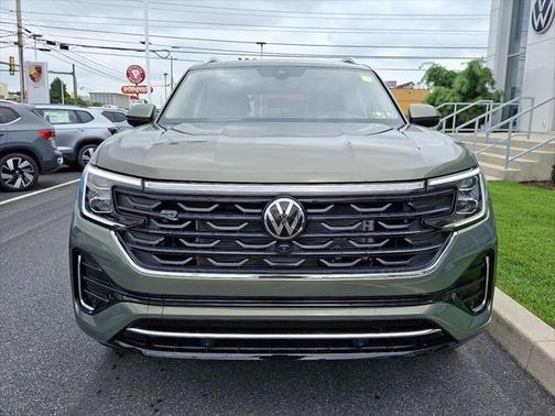 2025 Volkswagen Atlas 2.0T SEL Premium R-Line 4MOTION