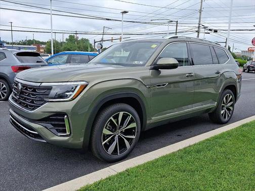 2025 Volkswagen Atlas 2.0T SEL Premium R-Line 4MOTION
