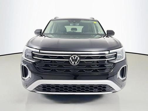 2026 Volkswagen Atlas Peak Edition