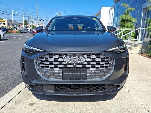 2025 Audi Q5 Premium Plus