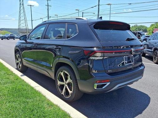 2025 Volkswagen Taos 1.5T SEL