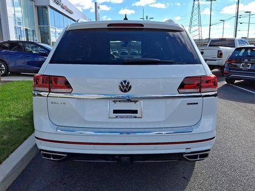 2022 Volkswagen Atlas 3.6L SEL Premium