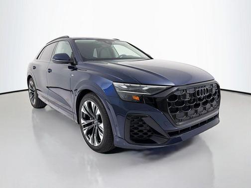 2025 Audi Q8 55 Premium Plus