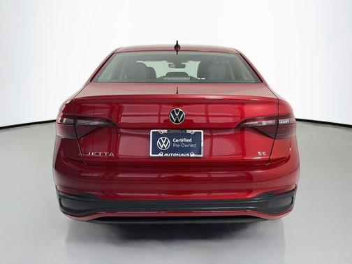 Kings Red Metallic 2023 Volkswagen Jetta 1.5T SE
