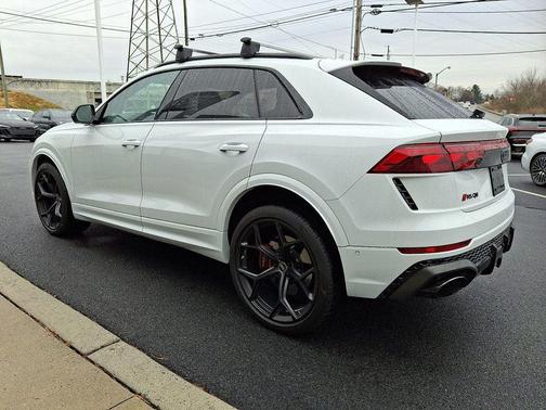 2025 Audi RS Q8 4.0T