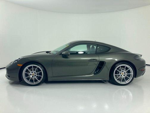2025 Porsche 718 Cayman GTS 4.0