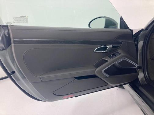 2025 Porsche 718 Cayman GTS 4.0