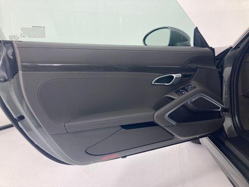 2025 Porsche 718 Cayman GTS 4.0